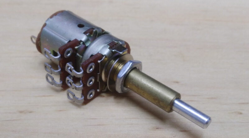 Control Volumen y Squelch ¢12 000